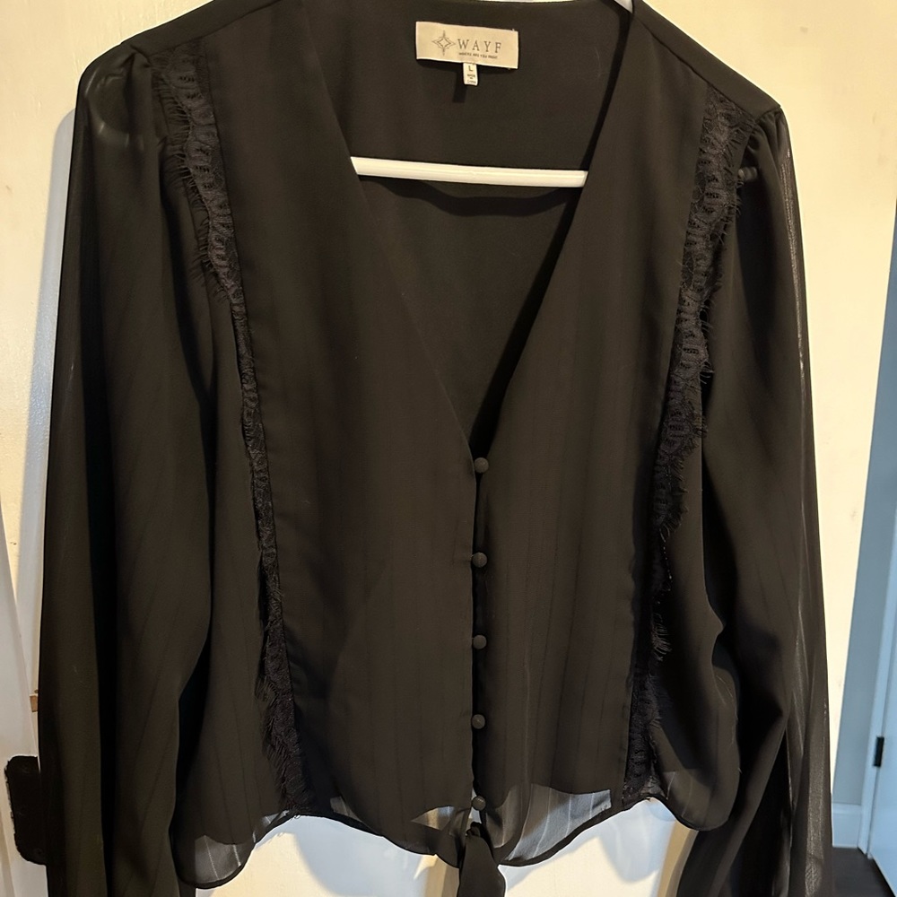 WAYF: Button Up Long Sleeve Blouse